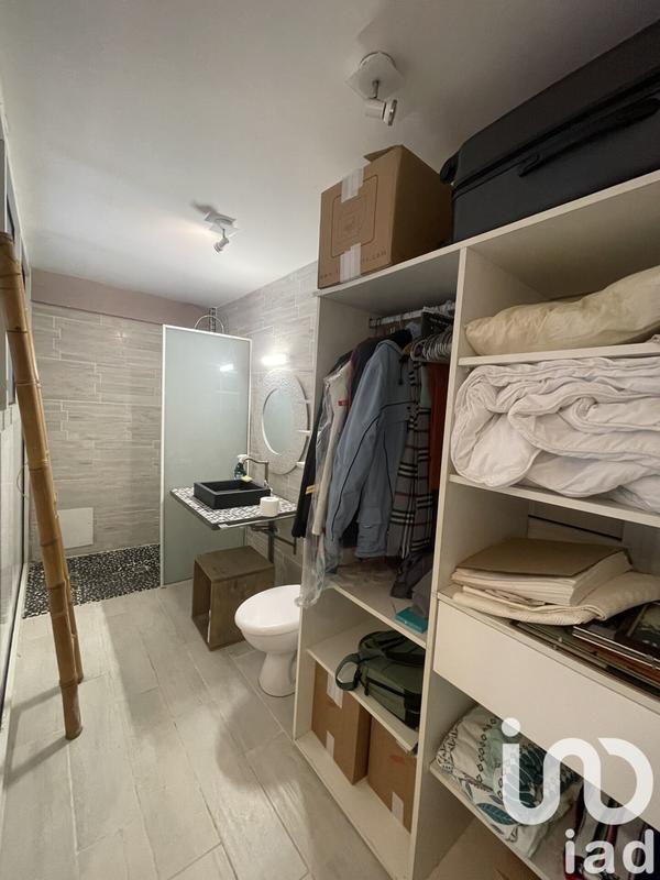 Maison - 220 m² - 4 pièces