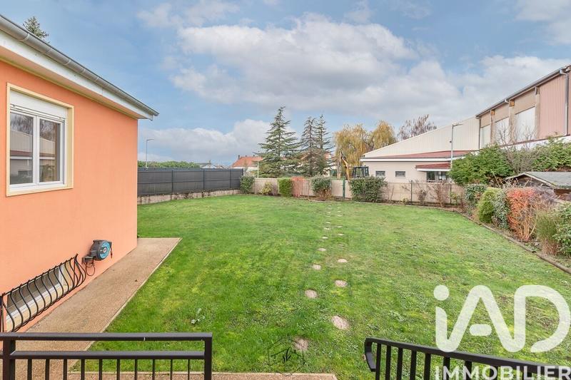 Maison - 138 m² - 7 pièces