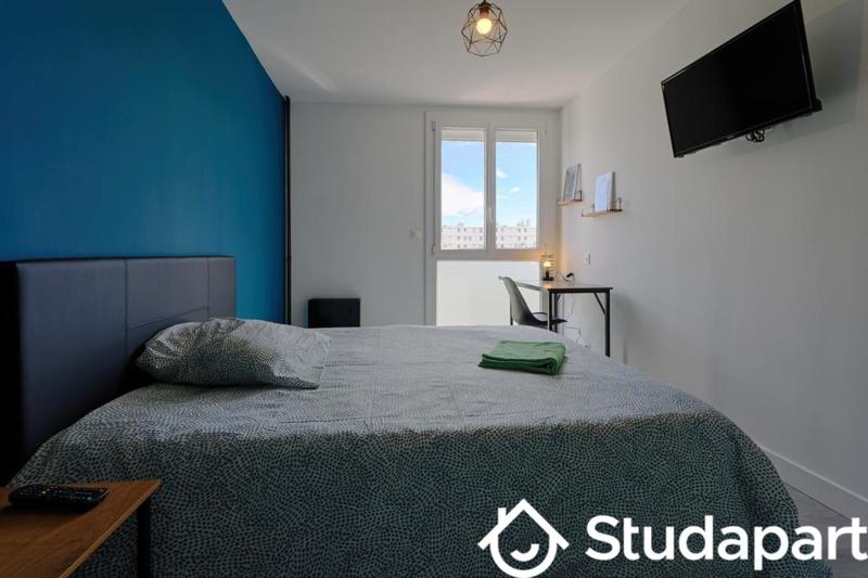 Chambre - 15 m² - 1 pièce