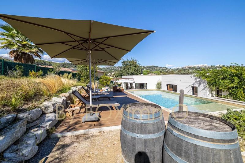 Maison - 170 m² - 5 pièces