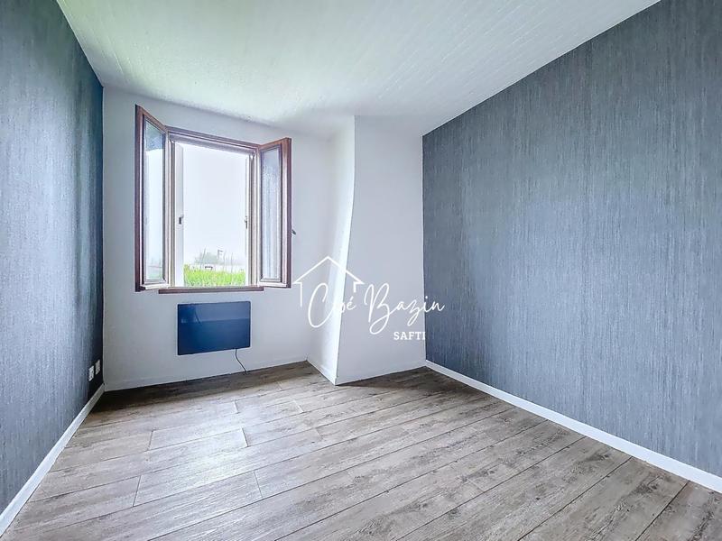 Maison - 102 m² - 4 pièces