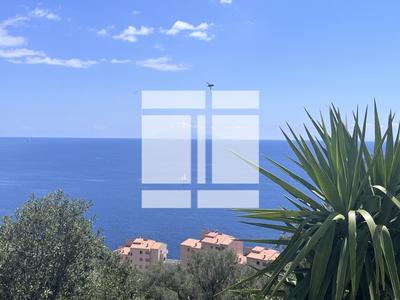 Appartement - 94 m² - 4 pièces