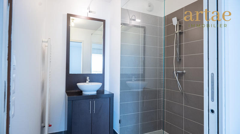 Appartement - 102 m² - 5 pièces