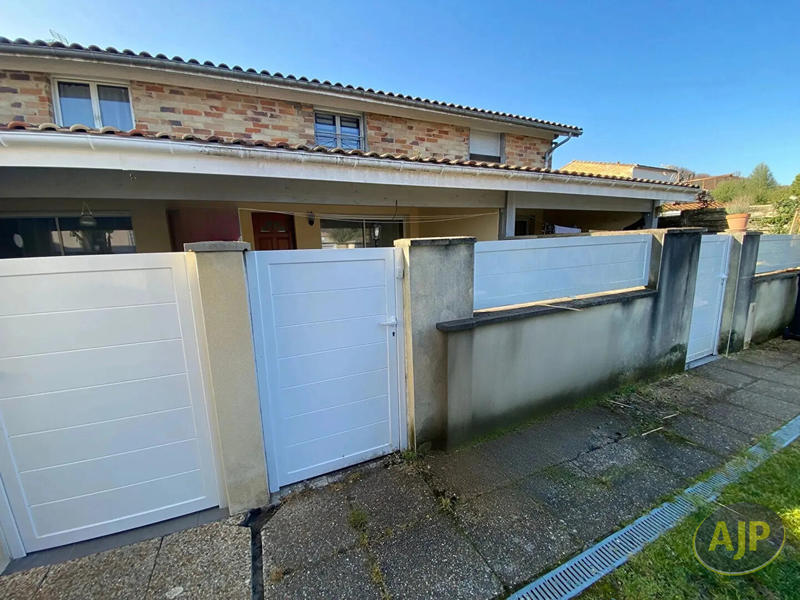 Immeuble - 18 pièces