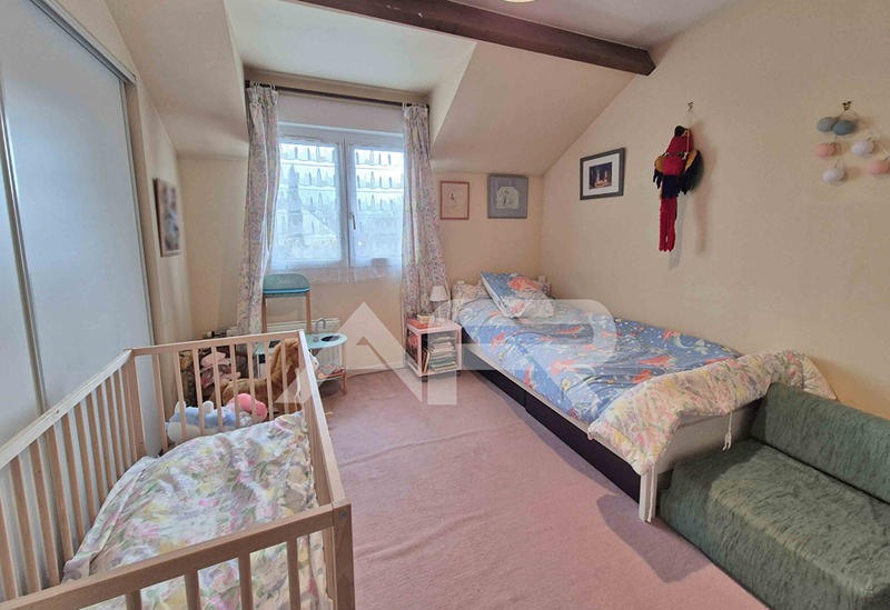 Maison - 143 m² - 6 pièces