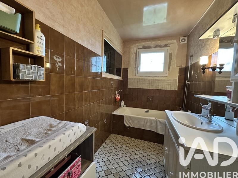 Maison - 175 m² - 8 pièces