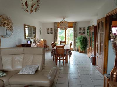 Maison - 101 m² - 5 pièces