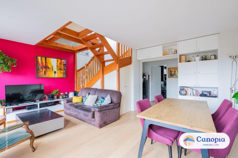 Appartement - 96 m² - 5 pièces