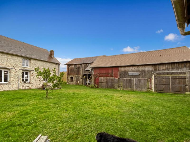 Corps de ferme - 204 m² - 7 pièces