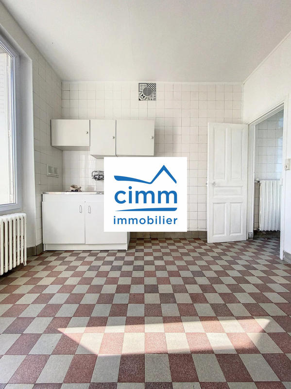 Maison - 83 m² - 5 pièces