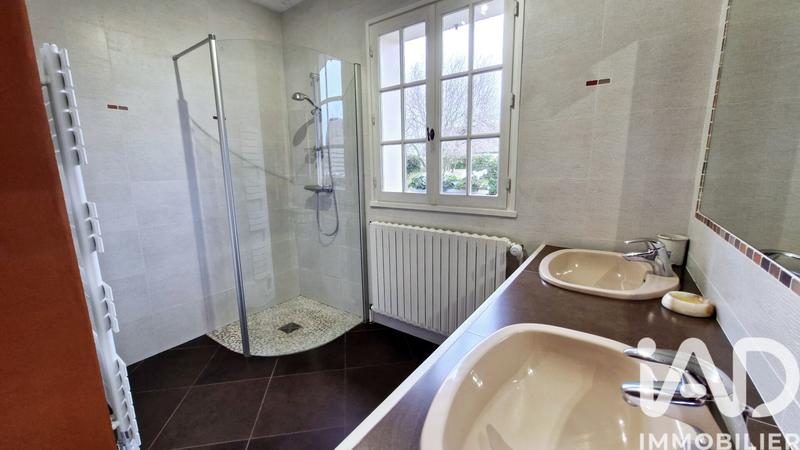 Maison - 169 m² - 7 pièces