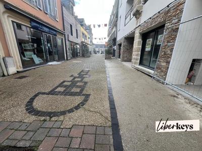 Divers - 156 m² - 1 pièce