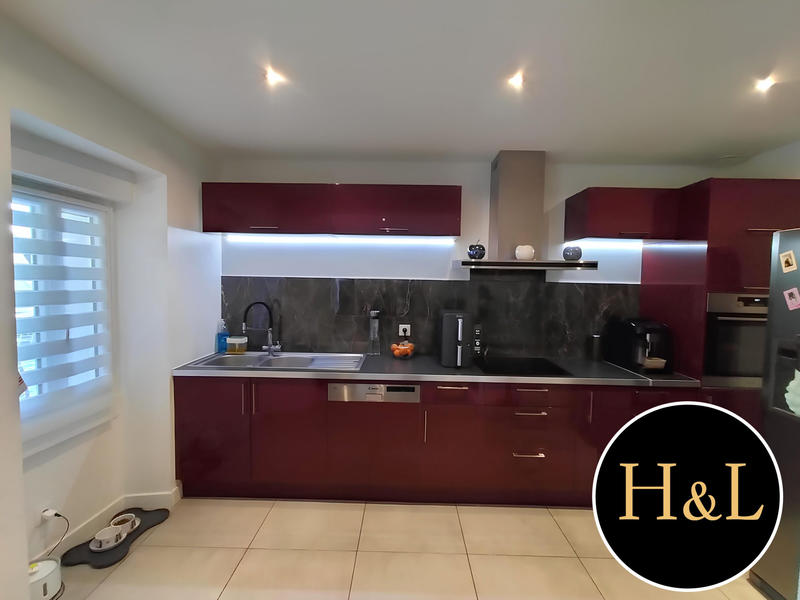 Maison - 158 m² - 6 pièces