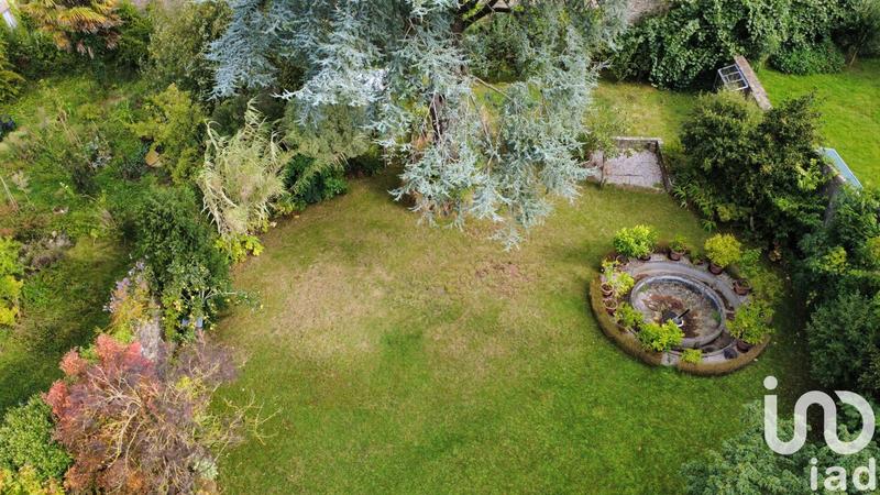 Maison - 280 m² - 8 pièces