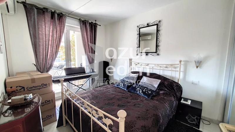 Appartement - 79 m² - 3 pièces