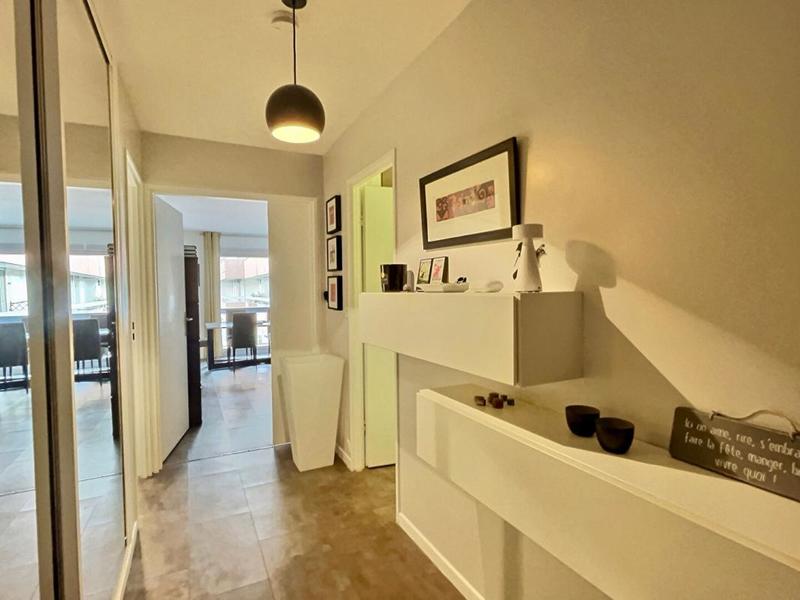 Appartement - 90 m² - 4 pièces