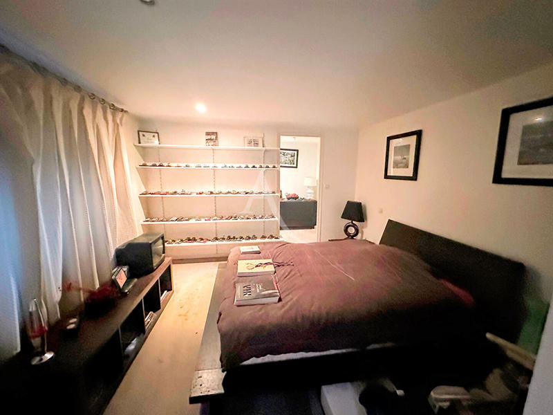 Maison - 201 m² - 5 pièces