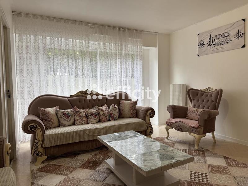 Appartement - 83 m² - 3 pièces