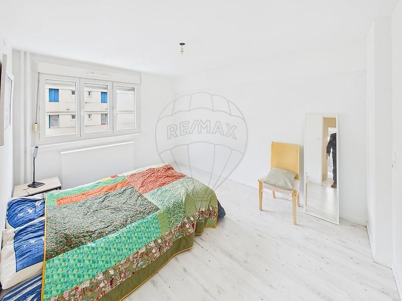 Appartement - 86 m² - 4 pièces