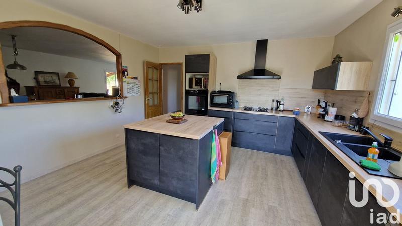 Maison - 140 m² - 5 pièces