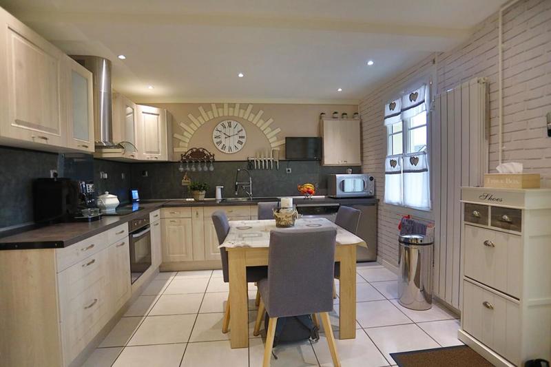 Maison - 110 m² - 5 pièces