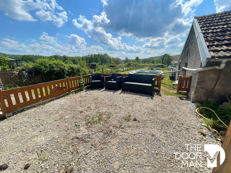 Maison - 198 m² - 8 pièces