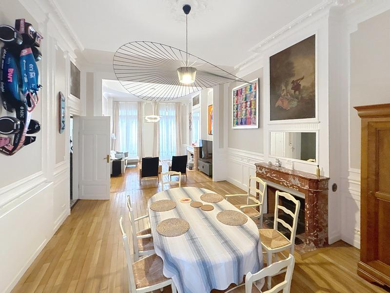 Maison bourgeoise - 488 m² - 16 pièces