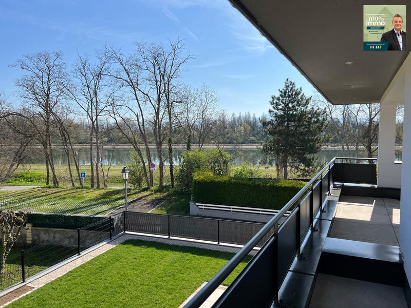 Maison - 215 m² - 6 pièces