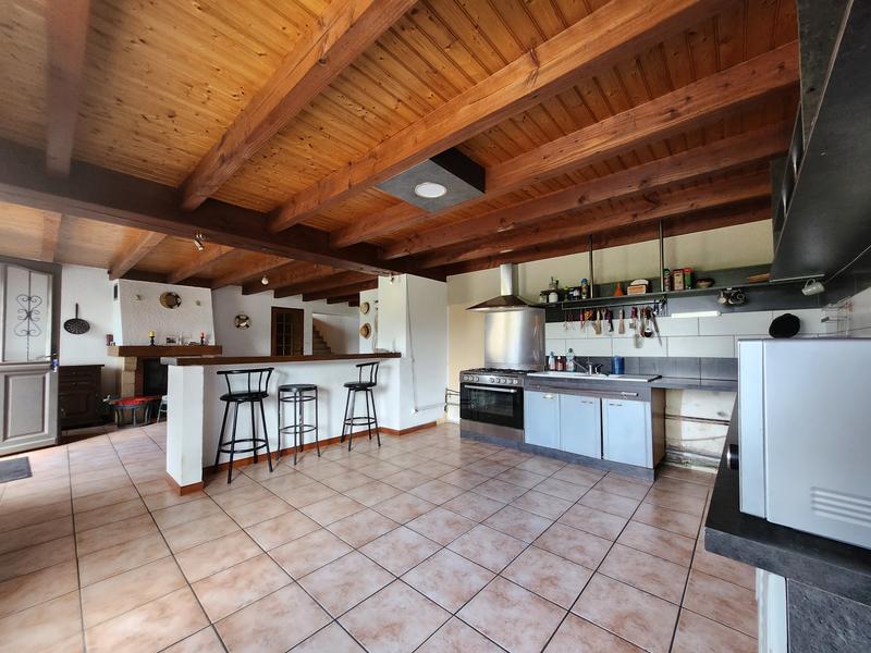 Maison - 142 m² - 5 pièces
