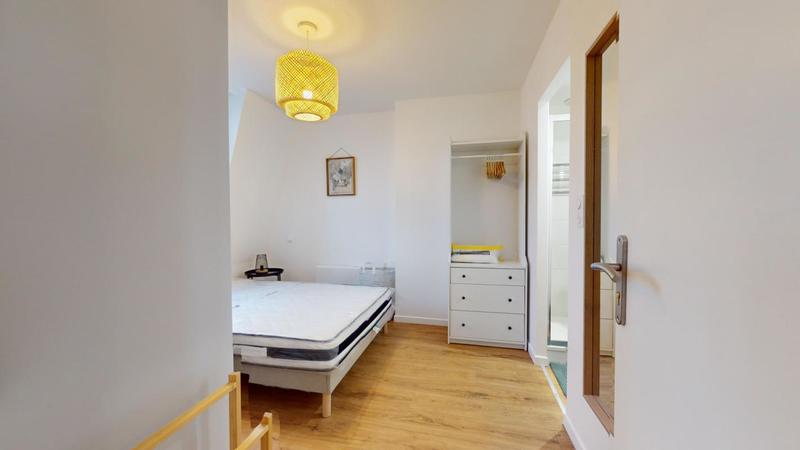 Appartement - 63 m² - 5 pièces