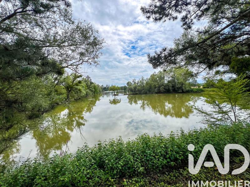 Terrain - 30 090 m²