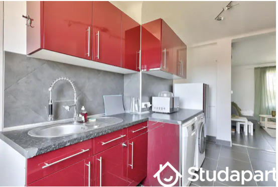 Chambre - 11 m² - 1 pièce