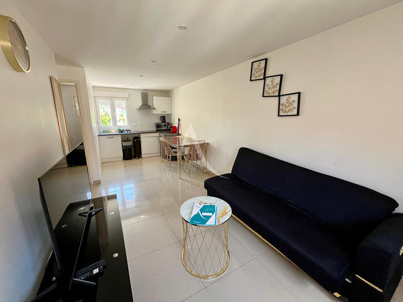 Maison - 64 m² - 5 pièces