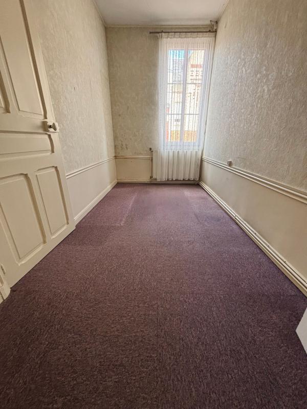 Maison - 104 m² - 5 pièces