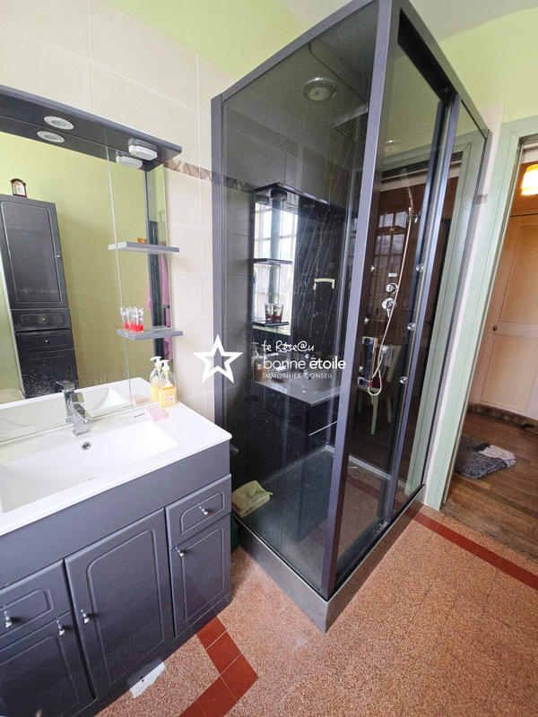 Villa - 155 m² - 8 pièces