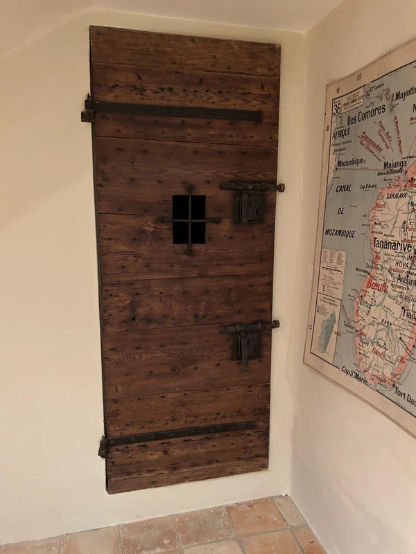 Maison - 250 m² - 6 pièces