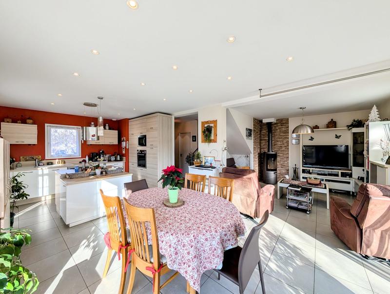 Maison - 89 m² - 4 pièces