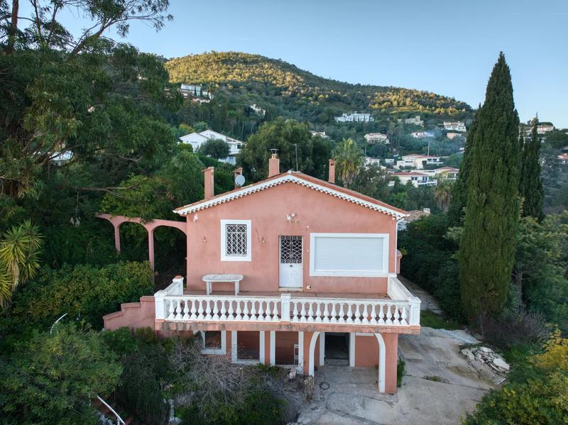 Villa - 149 m² - 6 pièces