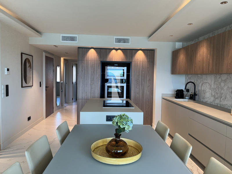 Appartement - 90 m² - 3 pièces