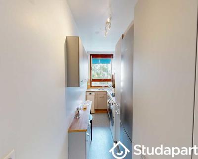 Chambre - 70 m² - 1 pièce