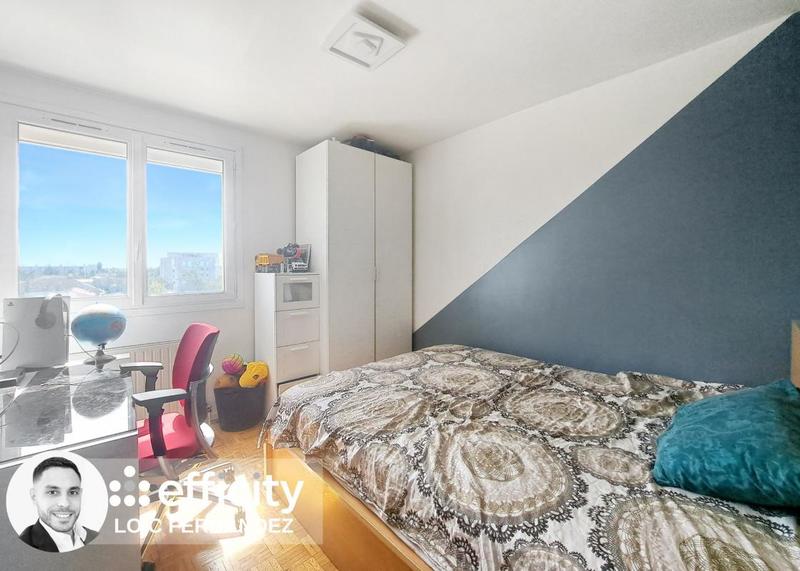 Appartement - 104 m² - 5 pièces