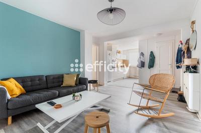 Appartement - 90 m² - 5 pièces