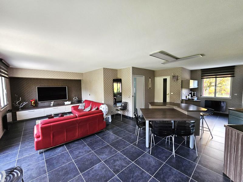 Pavillon - 157 m² - 6 pièces