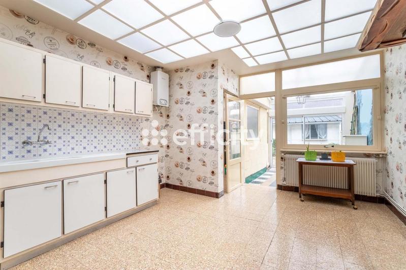 Maison - 95 m² - 5 pièces