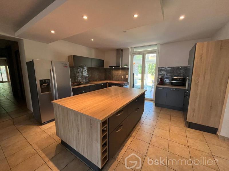 Villa - 460 m² - 14 pièces