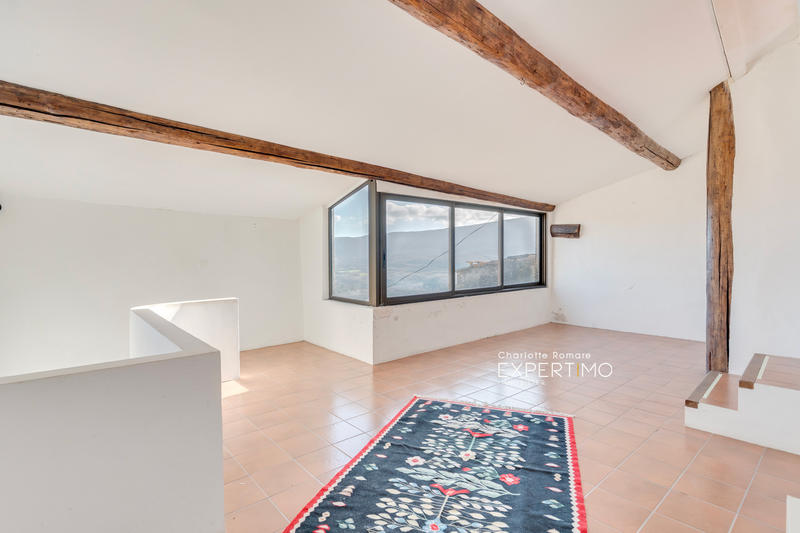 Maison de village - 257 m² - 10 pièces