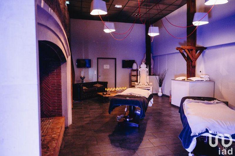 Local commercial - 1 200 m²