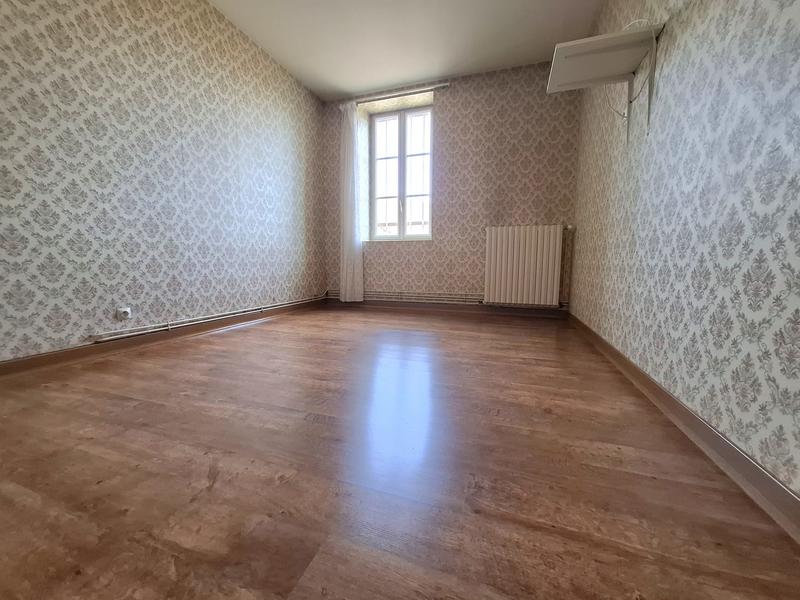 Maison - 104 m² - 5 pièces