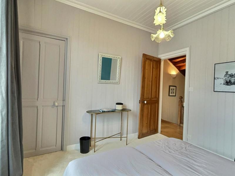 Villa - 130 m² - 8 pièces