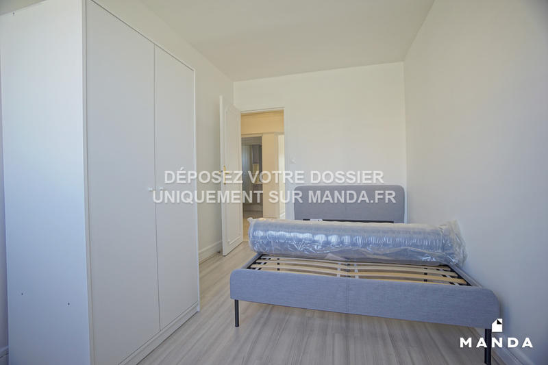 Chambre - 13 m² - 5 pièces